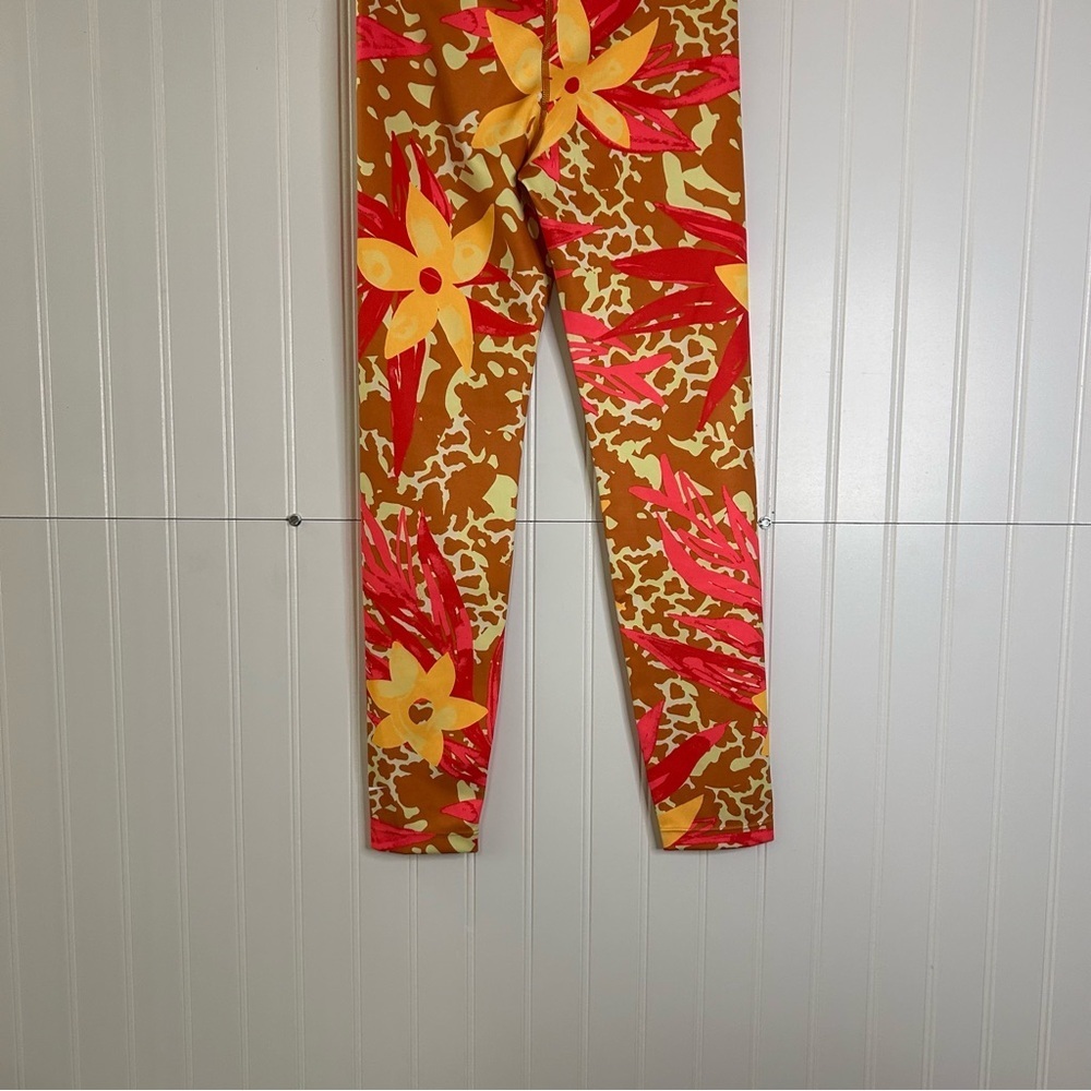 Nike Dri-Fit Floral Patterned Leggings Size Medium - Picture 6 of 10